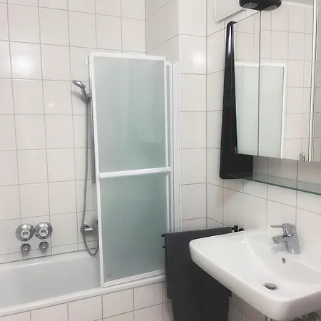 Apartment Traunsee-refugium Design Und Tradition Vereint