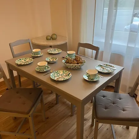 Traunsee-refugium Design Und Tradition Vereint Apartment